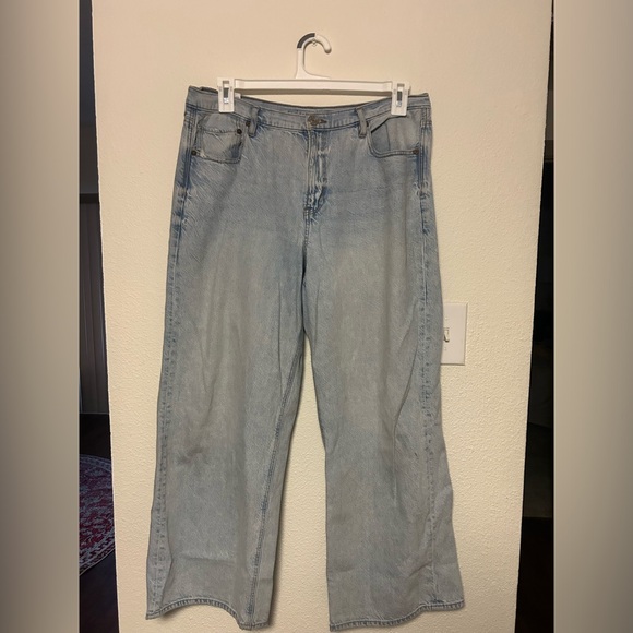 American Eagle 90’s Wide Leg Denim - Picture 2 of 6